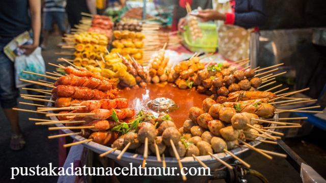 Eksplorasi Kuliner Malam di Bangkok